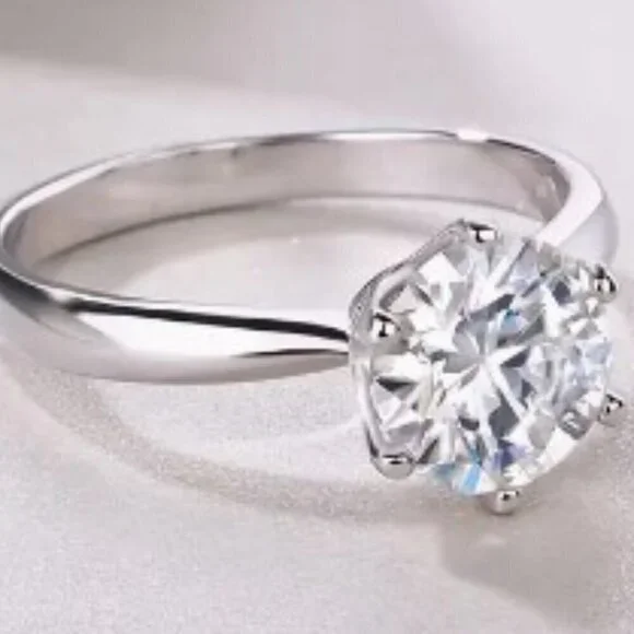 925 Silver Inlaid 2 carats Moissanite Ring - Picture 7 of 9